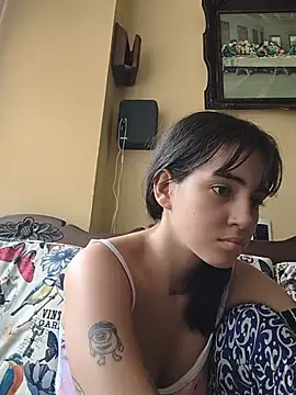 Snapshot of sara_cute_so chatting on 06/26/26, 05:30 sara cute so online show from 06/26/26, 05:30