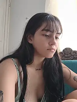 Snapshot of sara_cute_so chatting on 06/27/26, 04:13 sara cute so online show from 06/27/26, 04:13