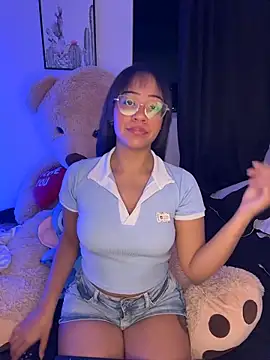 AriaKyle online show from 04/24/26, 02:35