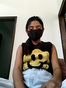 Snapshot of Miss__hotty chatting on 02/19/26, 04:31 Miss hotty online show from 02/19/26, 04:31