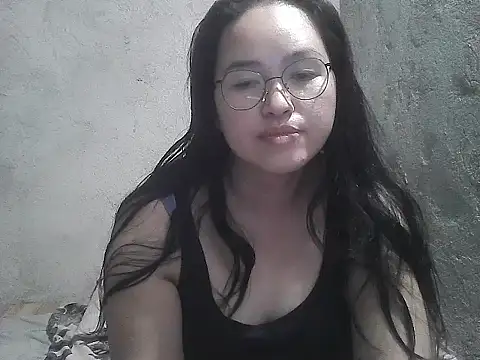 wildchinita00 online show from 04/12/26, 10:07