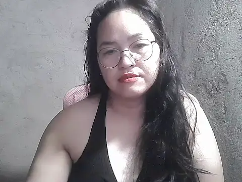 Snapshot of wildchinita00 chatting on 06/25/26, 08:36 wildchinita00 online show from 06/25/26, 08:36