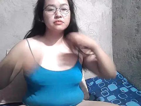 wildchinita00 online show from 05/17/26, 09:26