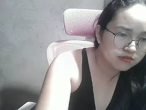 Snapshot of wildchinita00 chatting on 07/06/26, 10:00 wildchinita00 online show from 07/06/26, 10:00
