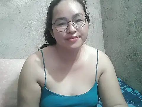 wildchinita00 online show from 05/18/26, 06:29