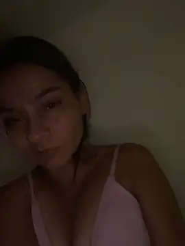 yesica2507 online show from 03/04/26, 07:43