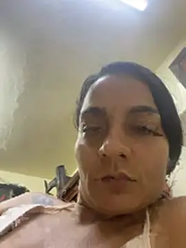 yesica2507 online show from 03/17/26, 02:14