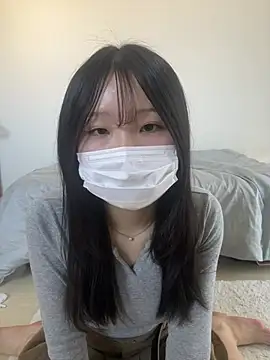 Snapshot of Hcup_MOMO chatting on 02/21/26, 02:24 Hcup MOMO online show from 02/21/26, 02:24