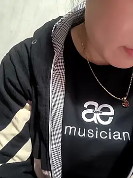 MayEva ly online show from 03/10/26, 02:04