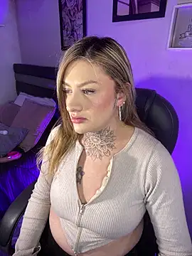 Snapshot of Eliee_Roth chatting on 02/28/26, 03:06 Eliee Roth online show from 02/28/26, 03:06