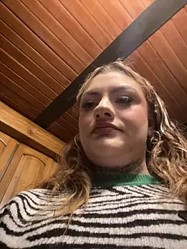 Snapshot of Eliee_Roth chatting on 02/27/26, 02:56 Eliee Roth online show from 02/27/26, 02:56