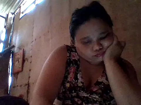 sweetlyn31 online show from 05/23/26, 04:33