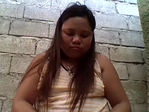 sweetlyn31 online show from 05/13/26, 11:45