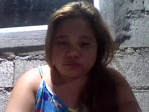 Snapshot of sweetlyn31 chatting on 07/13/26, 01:54 sweetlyn31 online show from 07/13/26, 01:54