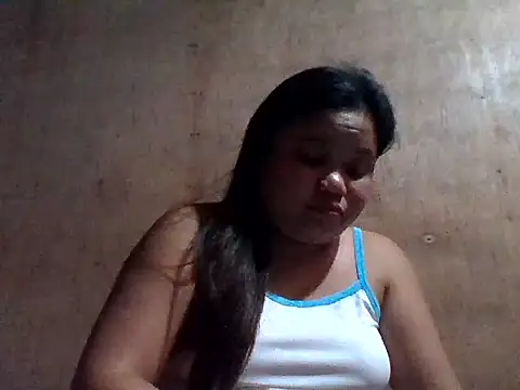 sweetlyn31 online show from 04/17/26, 12:52