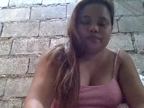 Snapshot of sweetlyn31 chatting on 07/07/26, 08:07 sweetlyn31 online show from 07/07/26, 08:07