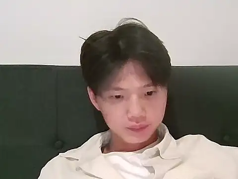 sweetiepuppy421 online show from 04/16/26, 09:21