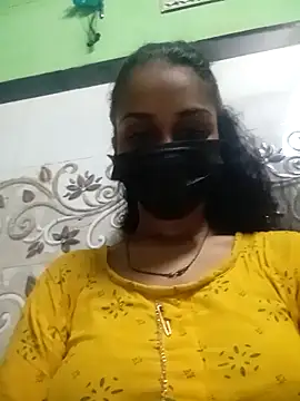 Snapshot of Vandana122 chatting on 05/09/26, 10:07 Vandana122 online show from 05/09/26, 10:07