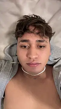 Alejandroml2 online show from 03/19/26, 07:47