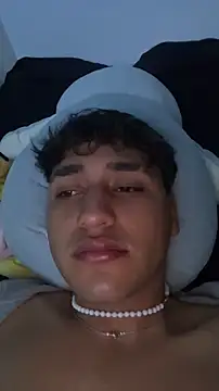 Alejandroml2 online show from 04/10/26, 07:59