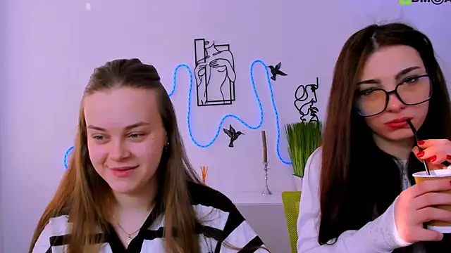 Snapshot of rachel__hot chatting on 03/01/26, 06:57 rachel hot online show from 03/01/26, 06:57