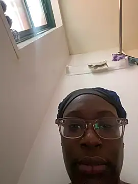 Snapshot of Sinfulwaterfalls chatting on 03/02/26, 06:48 Sinfulwaterfalls online show from 03/02/26, 06:48