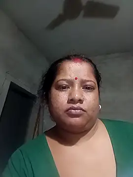 Snapshot of Sexy-Aliya chatting on 02/22/26, 05:58 Sexy-Aliya online show from 02/22/26, 05:58