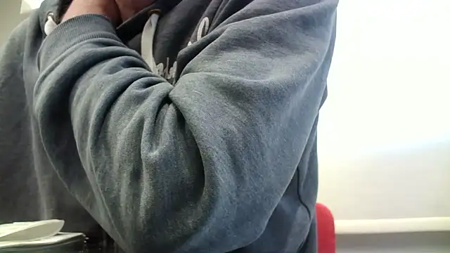 Snapshot of truble78 chatting on 02/19/26, 02:14 truble78 online show from 02/19/26, 02:14