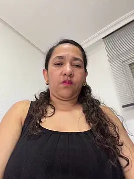 CrystalIvy online show from 04/05/26, 12:28