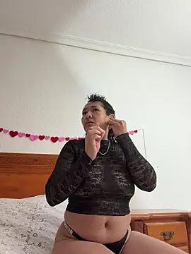 Snapshot of CrystalIvy chatting on 02/24/26, 05:41 CrystalIvy online show from 02/24/26, 05:41