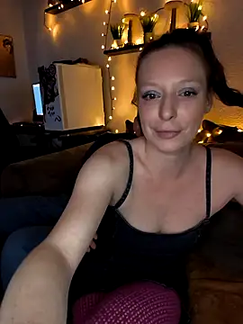 Snapshot of ZaramourXMrX chatting on 03/03/26, 08:49 ZaramourXMrX online show from 03/03/26, 08:49