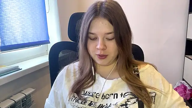 TomikoPfau online show from 03/20/26, 08:15