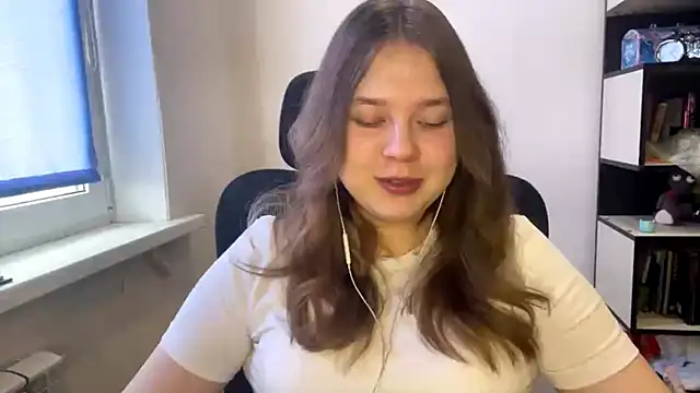 TomikoPfau online show from 03/13/26, 07:46