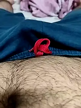 Snapshot of smallthickdick115 chatting on 05/24/26, 10:37 smallthickdick115 online show from 05/24/26, 10:37