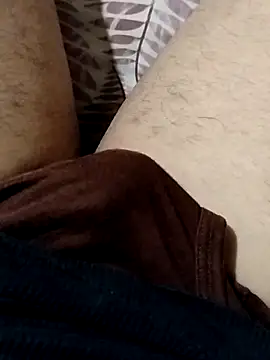 Snapshot of smallthickdick115 chatting on 02/27/26, 12:33 smallthickdick115 online show from 02/27/26, 12:33