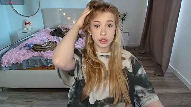 linaloon online show from 03/12/26, 09:02