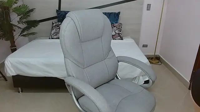 Anne blake online show from 03/30/26, 12:17