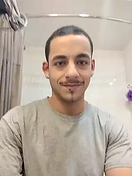 momo0208 online show from 03/05/26, 10:27