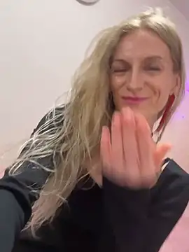 Faiiry  online show from 04/03/26, 03:57