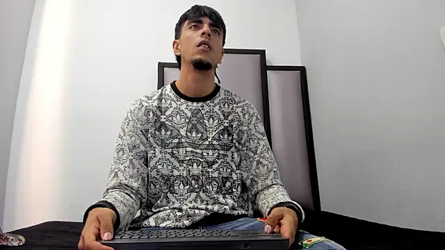 Endrick-23 online show from 04/15/26, 03:12