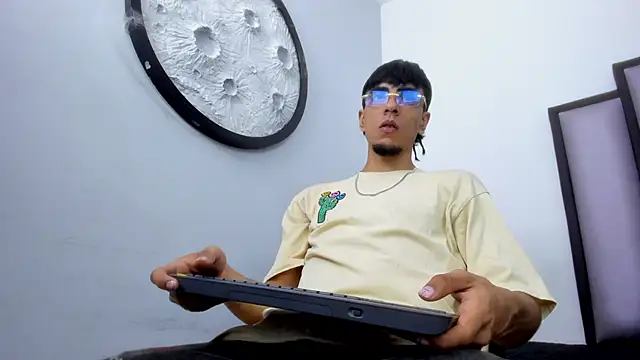 Endrick-23 online show from 04/12/26, 03:43