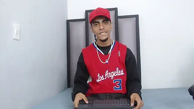 Endrick-23 online show from 03/24/26, 03:39