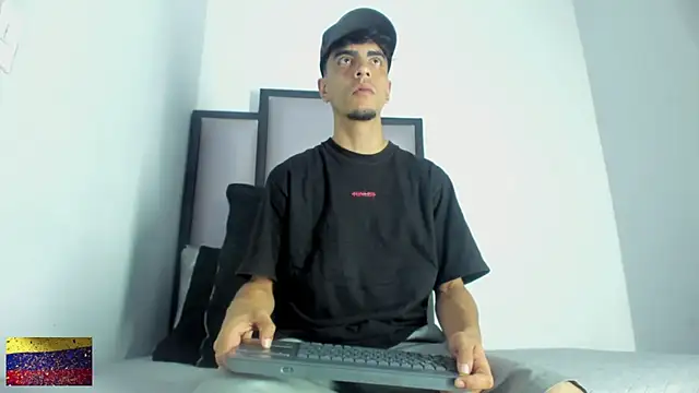 Snapshot of Endrick-23 chatting on 06/29/26, 01:11 Endrick-23 online show from 06/29/26, 01:11