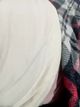 Snapshot of Valentina3217 chatting on 02/19/26, 03:42 Valentina3217 online show from 02/19/26, 03:42