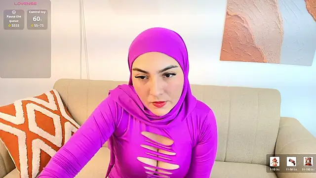 Snapshot of Malika_Noor chatting on 03/01/26, 07:03 Malika Noor online show from 03/01/26, 07:03