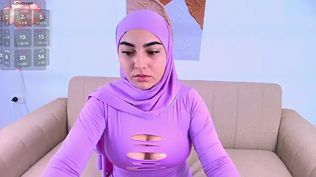 Malika Noor online show from 03/25/26, 02:16