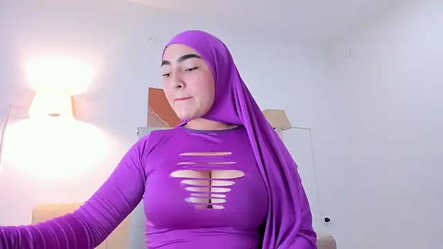 Snapshot of Malika_Noor chatting on 06/07/26, 03:50 Malika Noor online show from 06/07/26, 03:50
