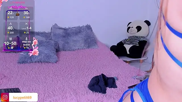 lucy blush online show from 03/24/26, 01:00