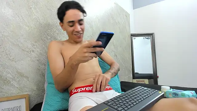 Mick-lollipop online show from 03/09/26, 07:39