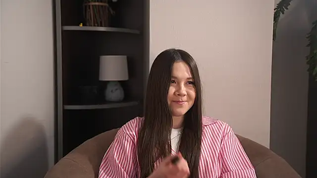 Snapshot of MarvelGruner chatting on 02/25/26, 10:37 MarvelGruner online show from 02/25/26, 10:37